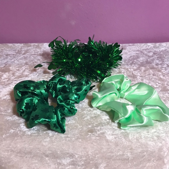 Three St. Patrick’s Day Scrunchie Decorative Hair Ties Shamrock Green Party 3pc - Picture 3 of 8